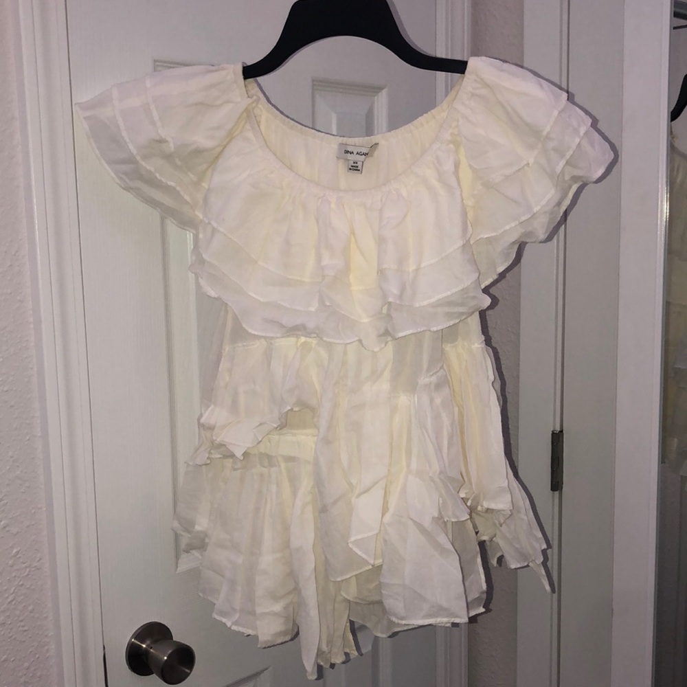 COPY - White ruffled top